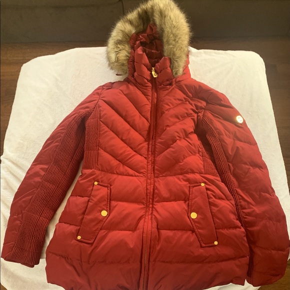 Michael Kors Women’s Red Puffer Coat - Picture 1 of 4